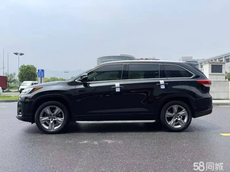 Toyota Highlander 2019 #9 Toyota Highlander 2019 car image #9