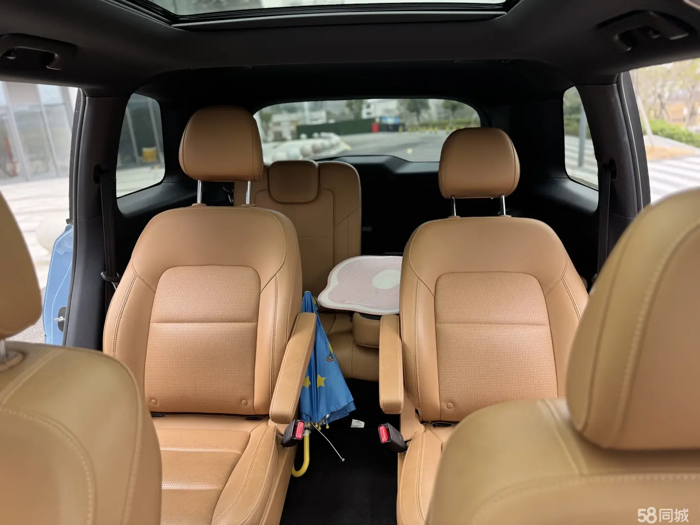 Li i6 2022 immagine di auto #9