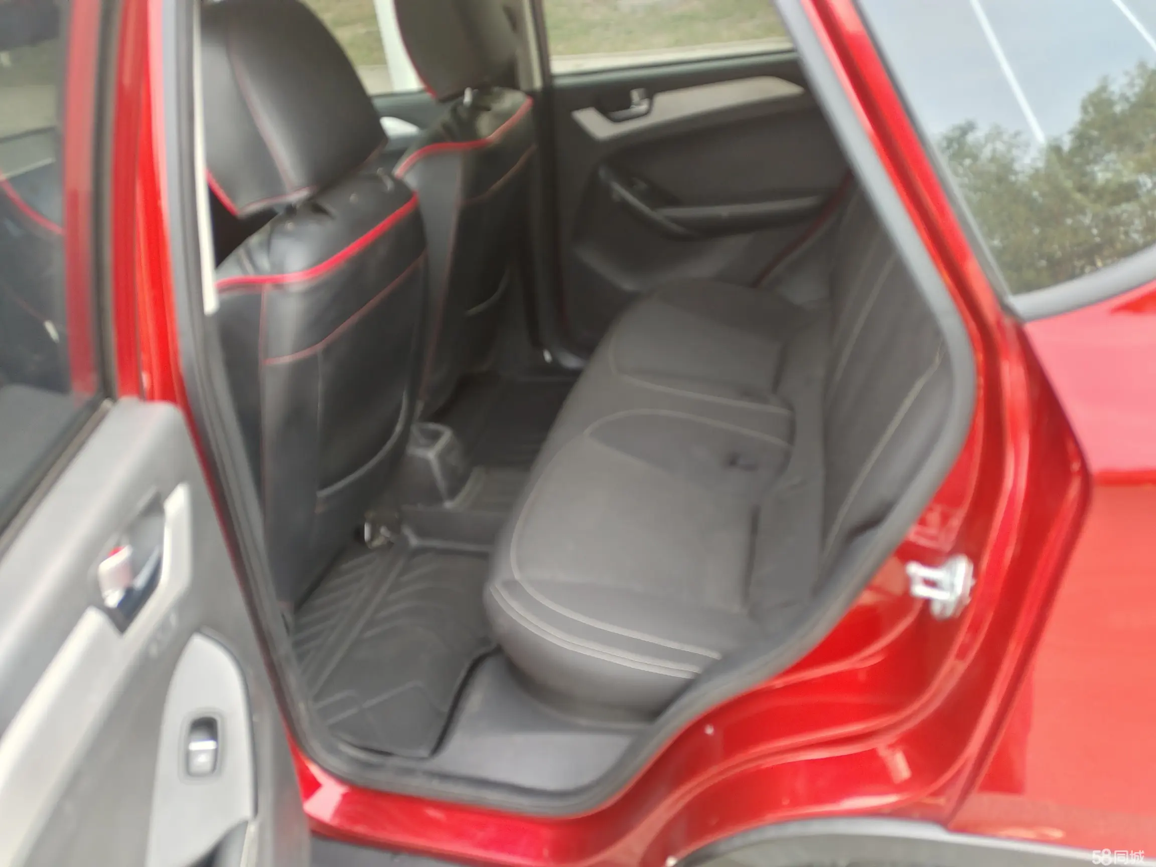 哪吒汽车 哪吒N01 2020 汽车图片 #9