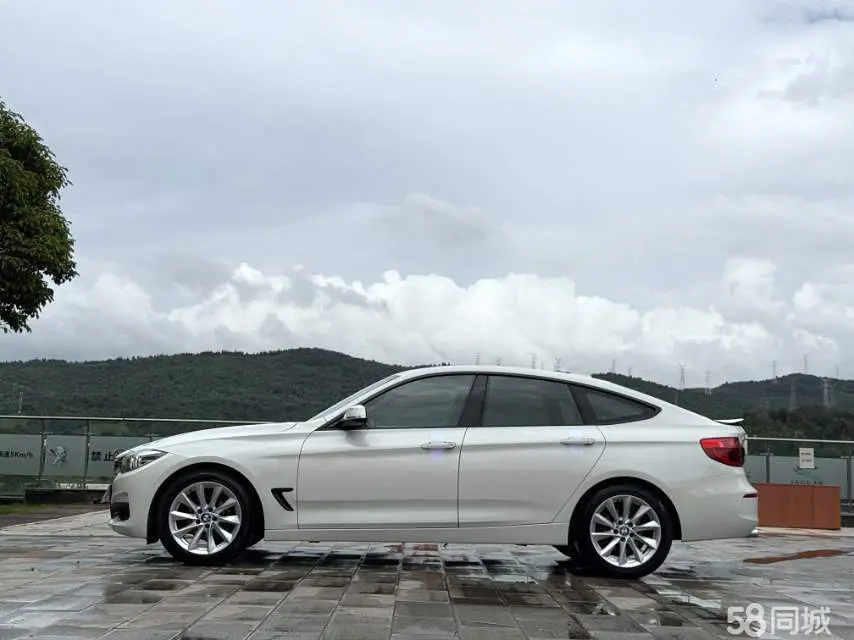 BMW 3 Series GT 2017 immagine di auto #9