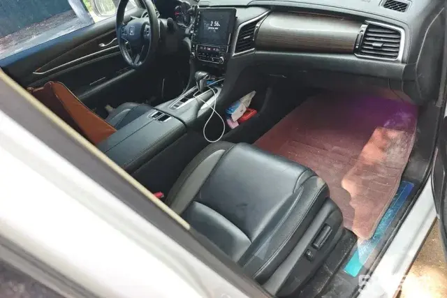 Honda Avancier 2017 صورة سيارة #9