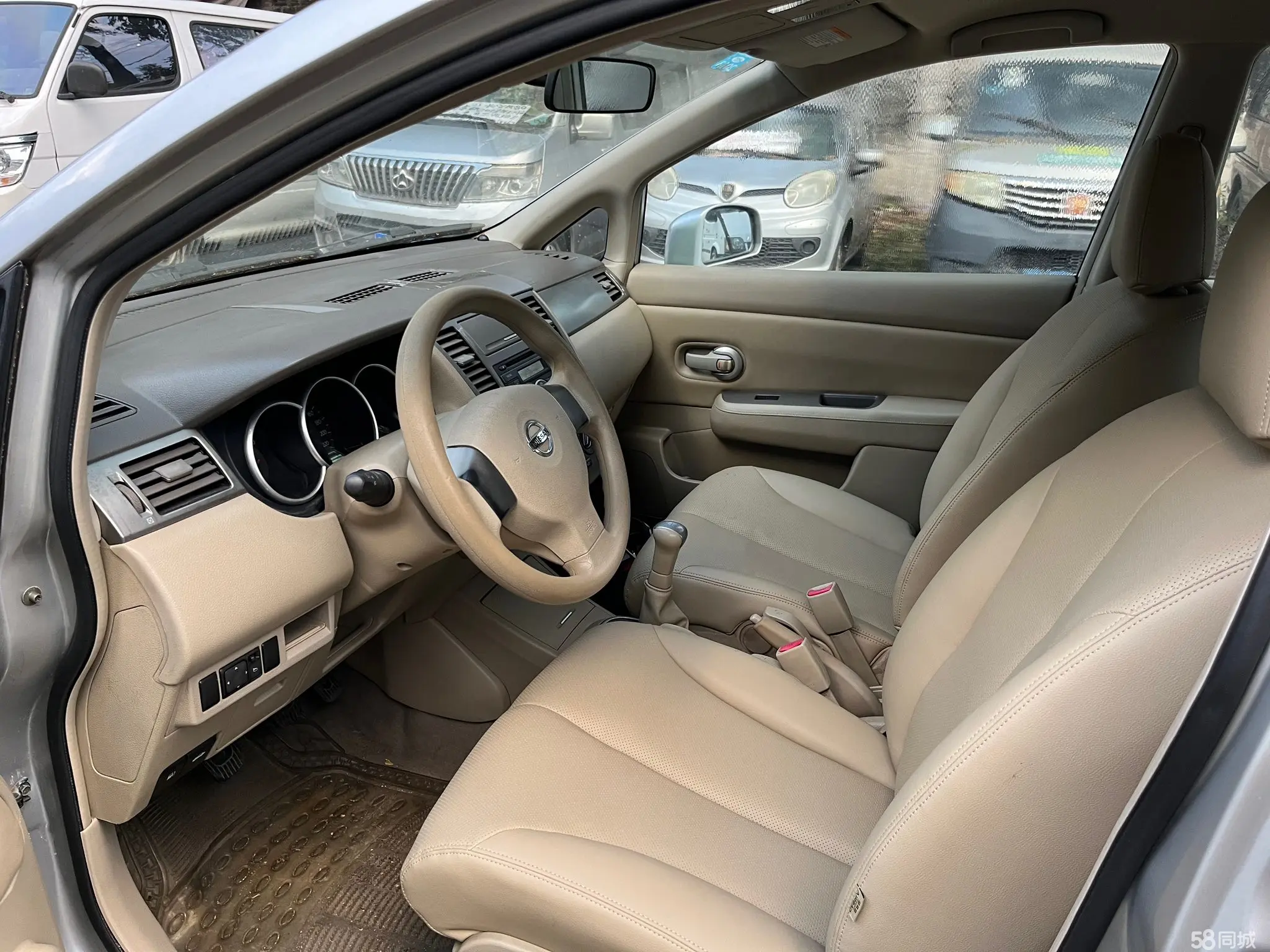 日产 颐达 2006 汽车图片 #9