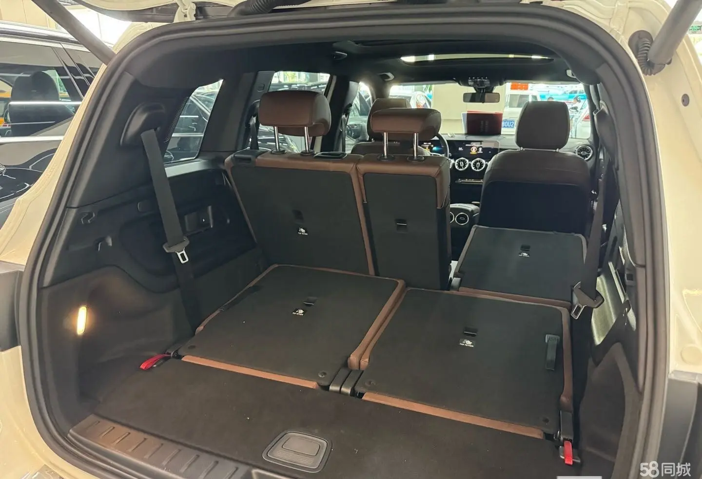 Mercedes-Benz GLB Class 2020 immagine di auto #9