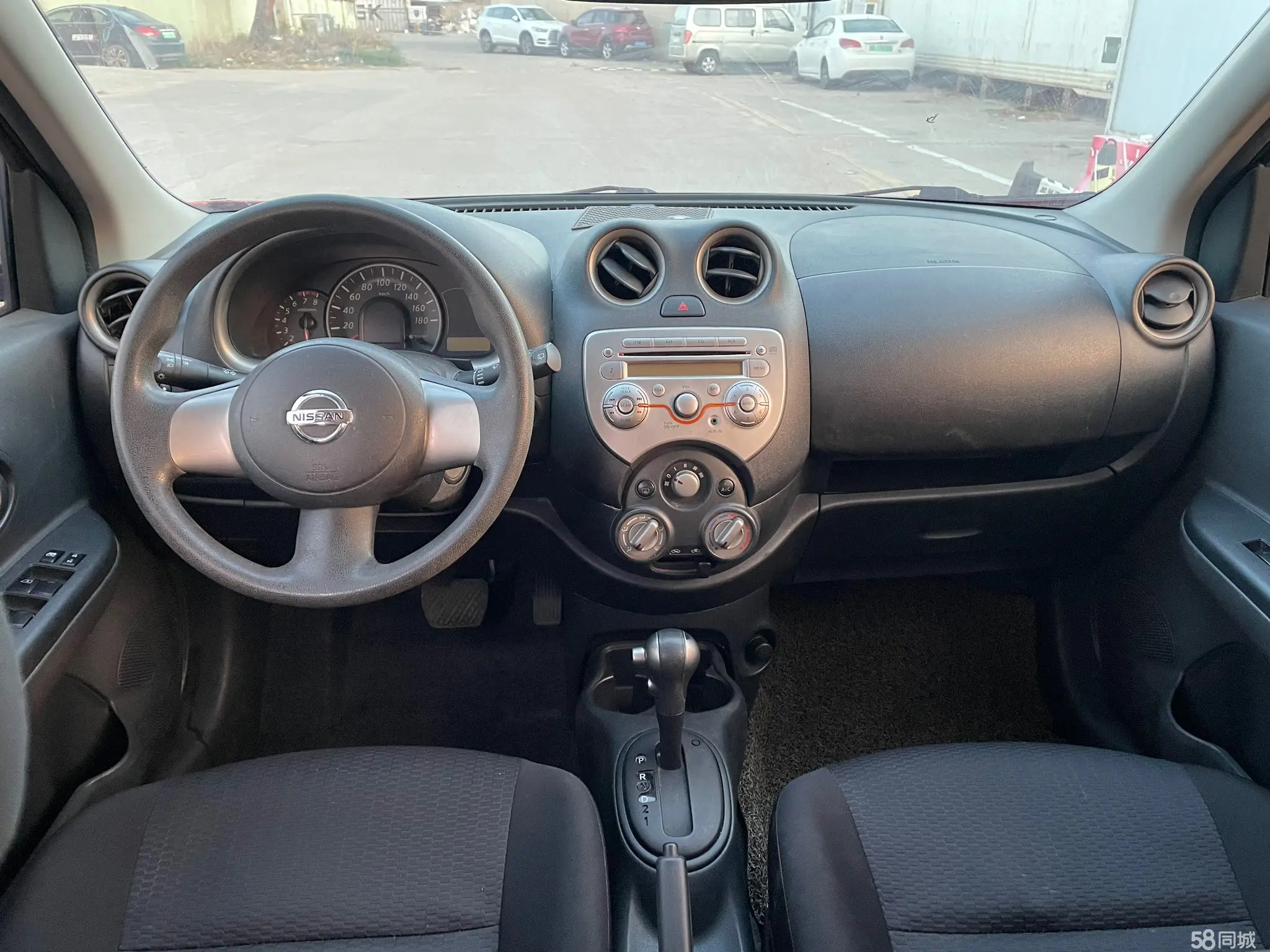 日产 玛驰 2010 汽车图片 #9