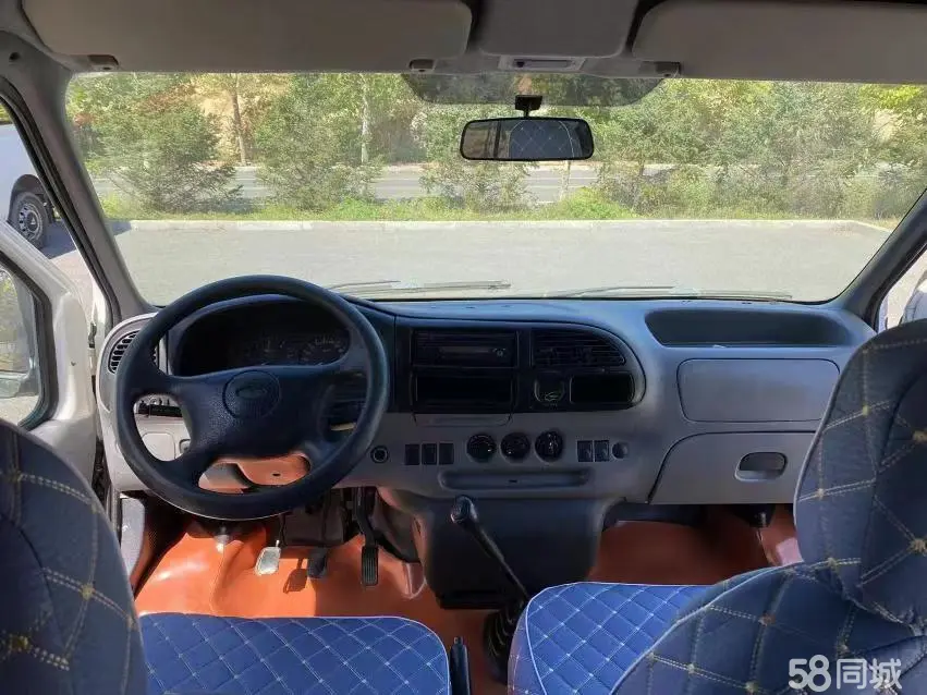 Ford Transit Classic 2011 #9 Ford Transit Classic 2011 car image #9