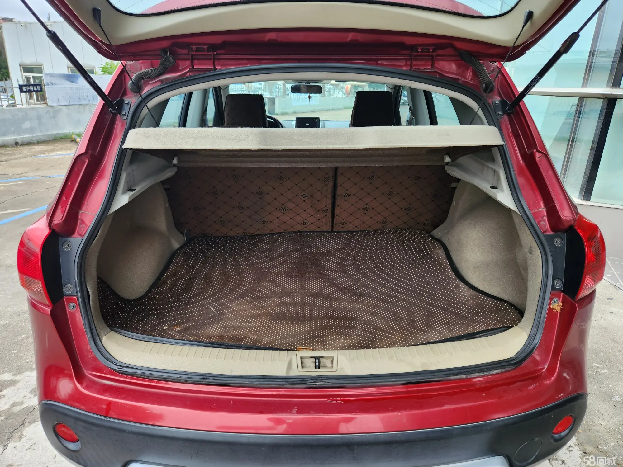 日产 日产GT-R 2011 汽车图片 #9