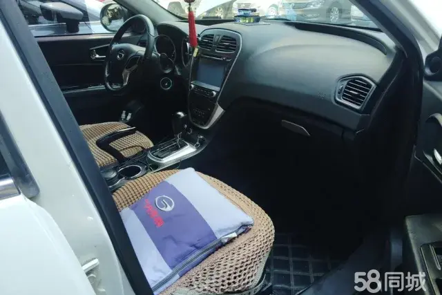 GAC Trumpchi GS5 2013 изображение автомобиля #9