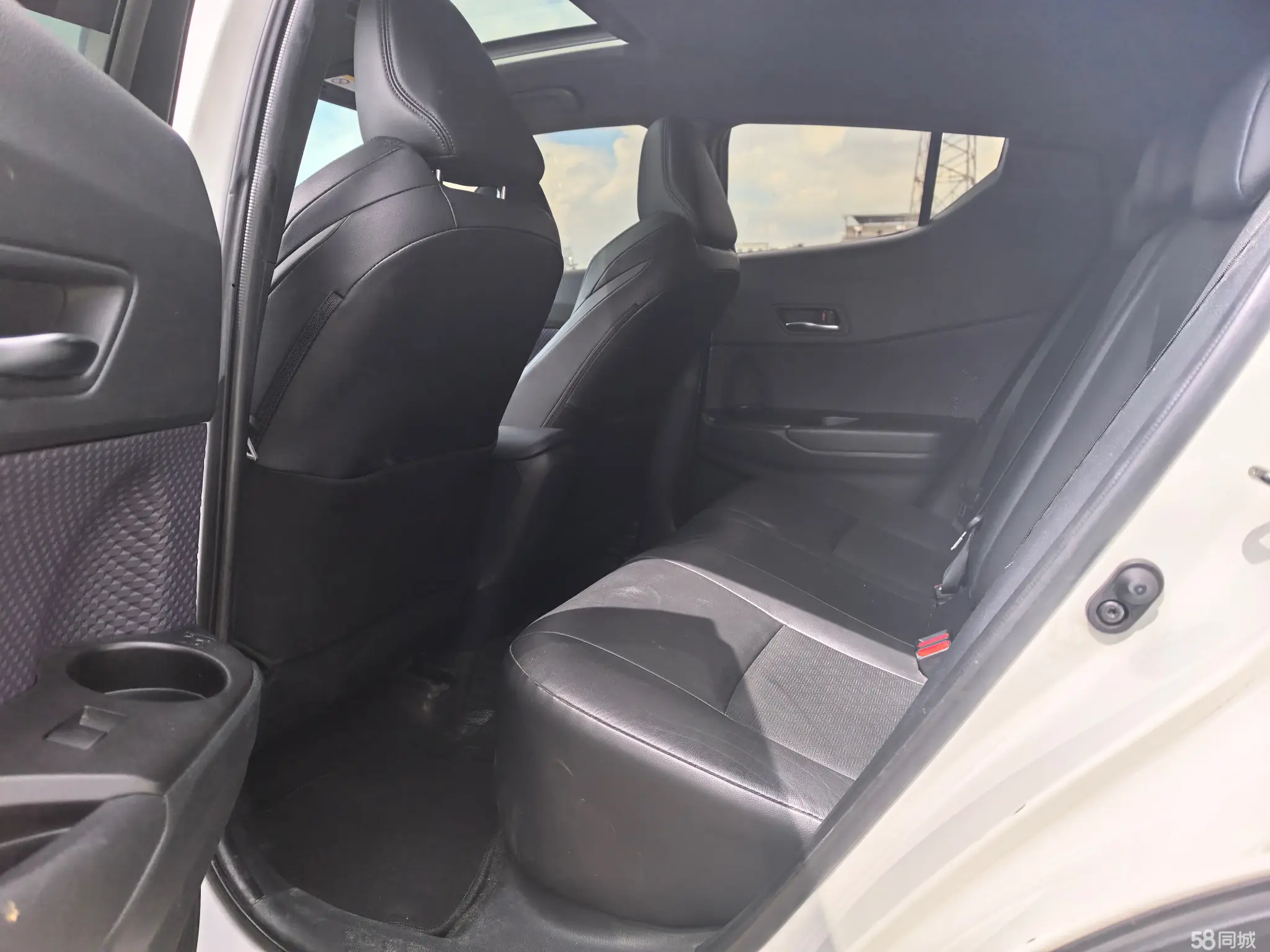 Toyota Izoa E 2021 #9 Toyota Izoa E 2021 imagen de coche #9