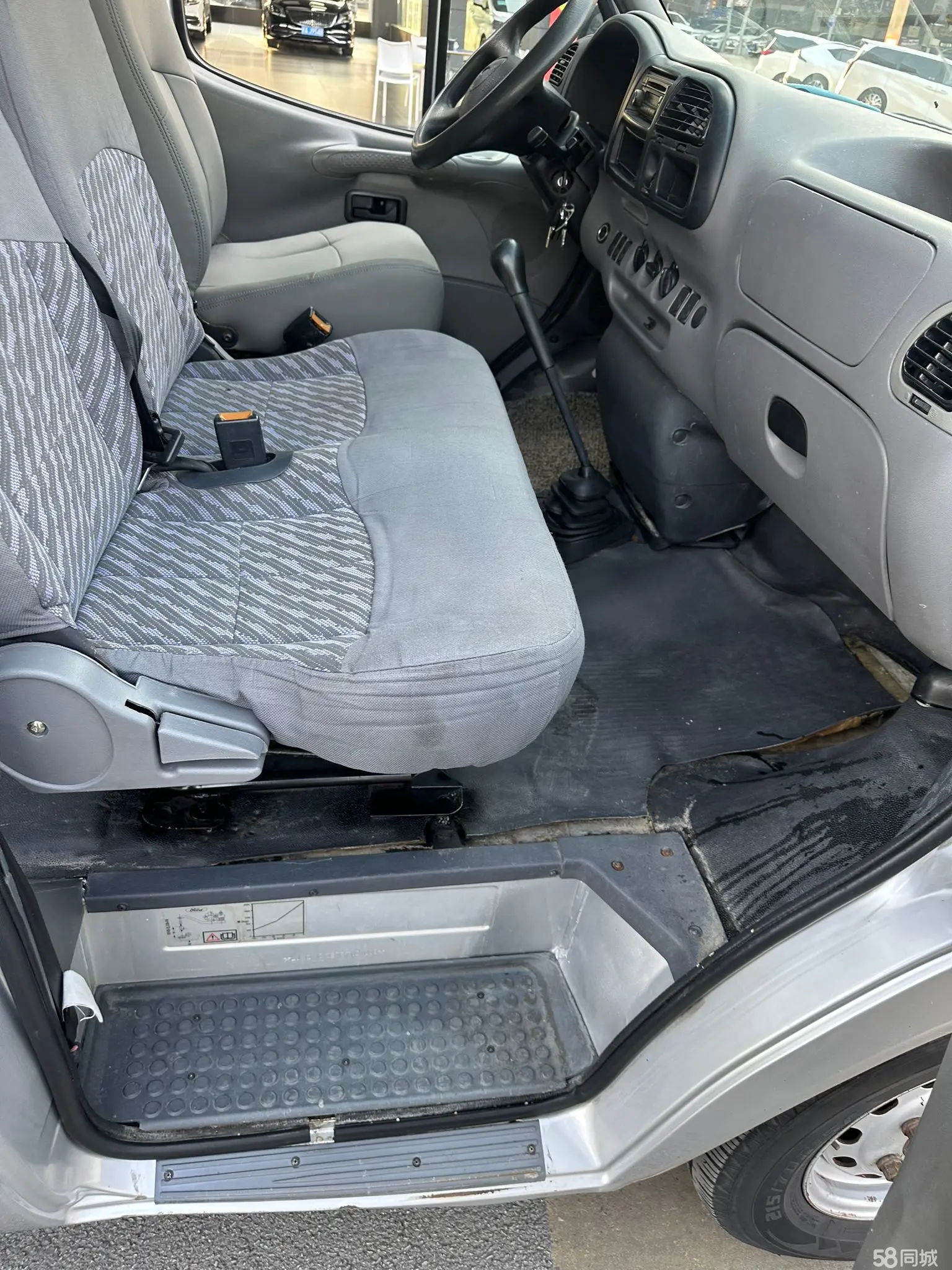 Ford Transit Classic 2011 #9 Ford Transit Classic 2011 car image #9