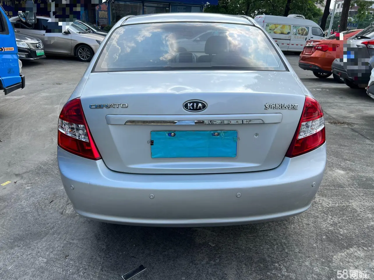 Kia Cerato 2010 imagen de coche #9