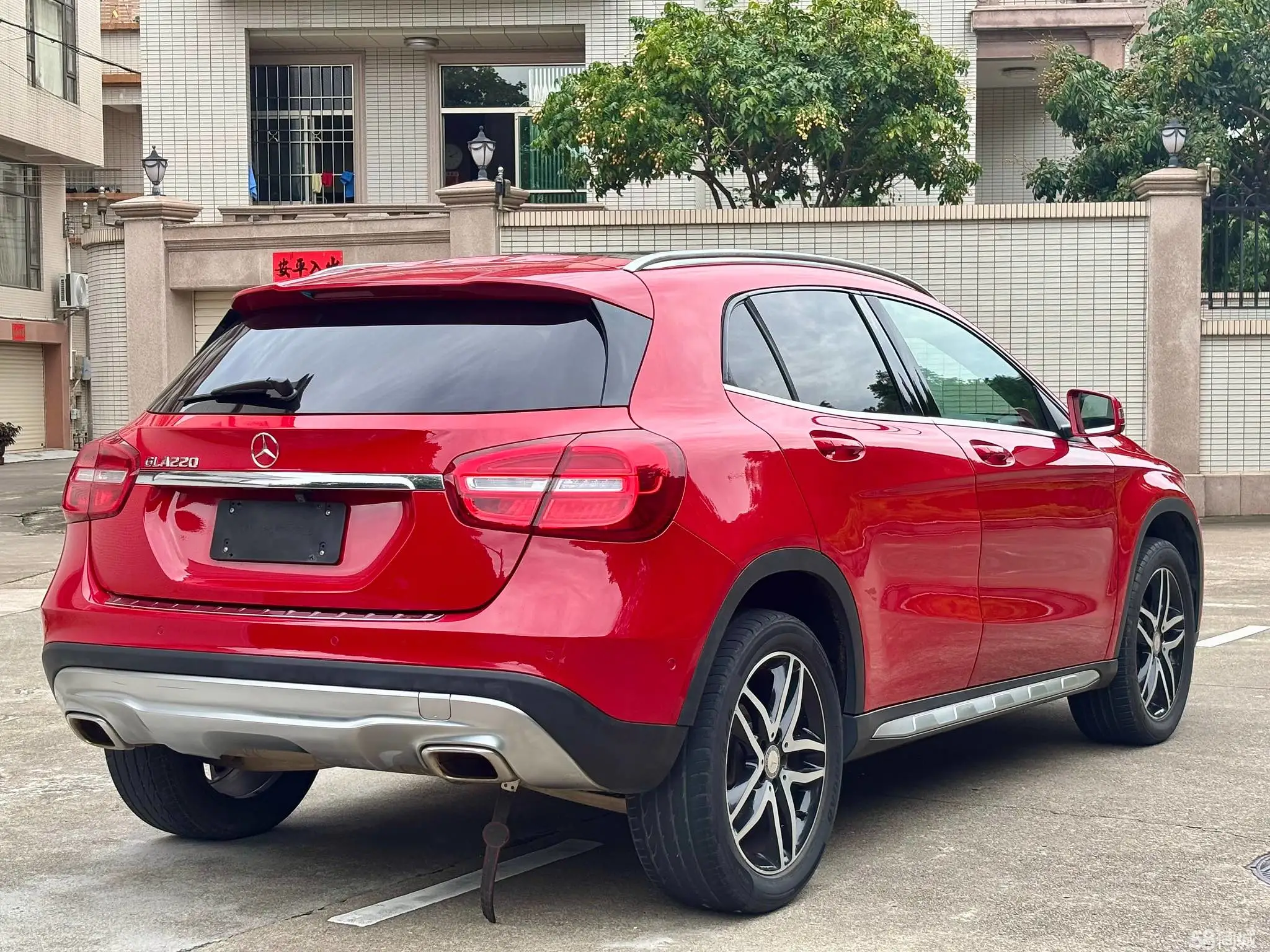 Mercedes-Benz GLA Class 2016 immagine di auto #9