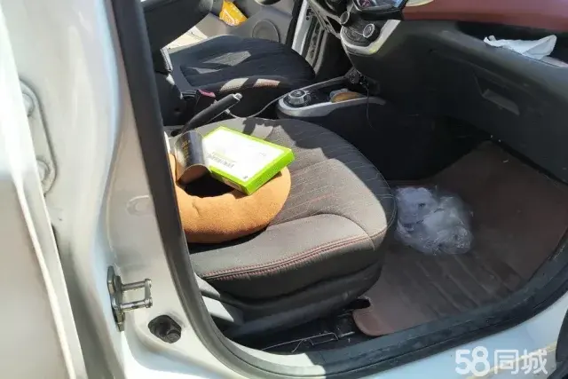 Changan BenBen EV 2018 car image #9