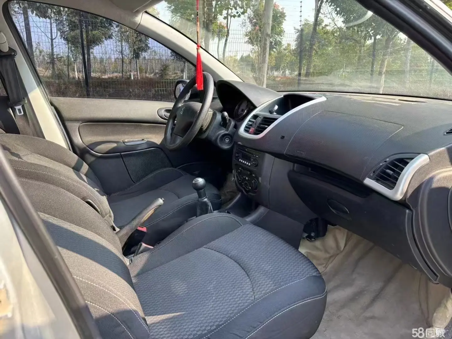 标致 标致207 2013 汽车图片 #9