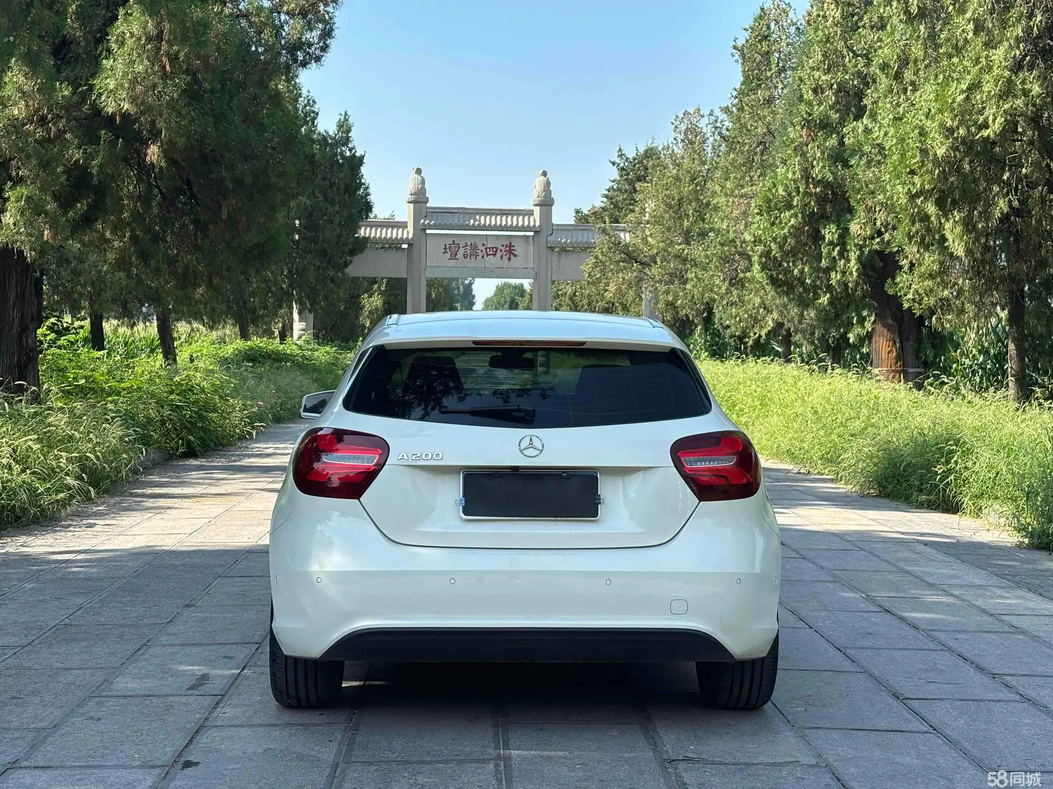 Toyota Sienna 2016 immagine di auto #9