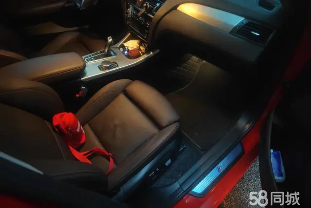 BMW X4 2017 car image #9