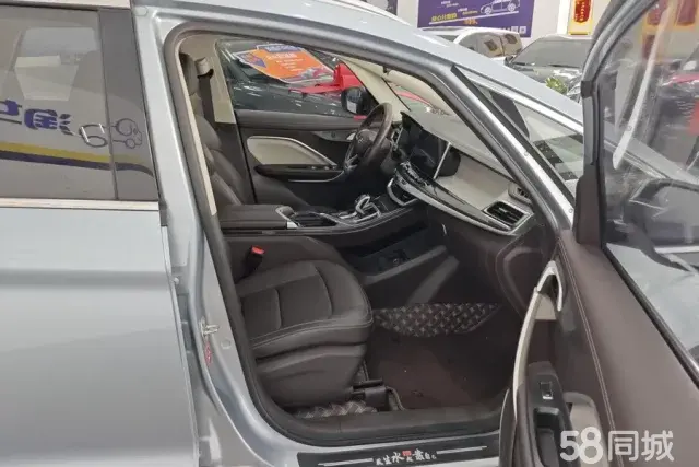 GEELY JiaJi 2020 car image #9