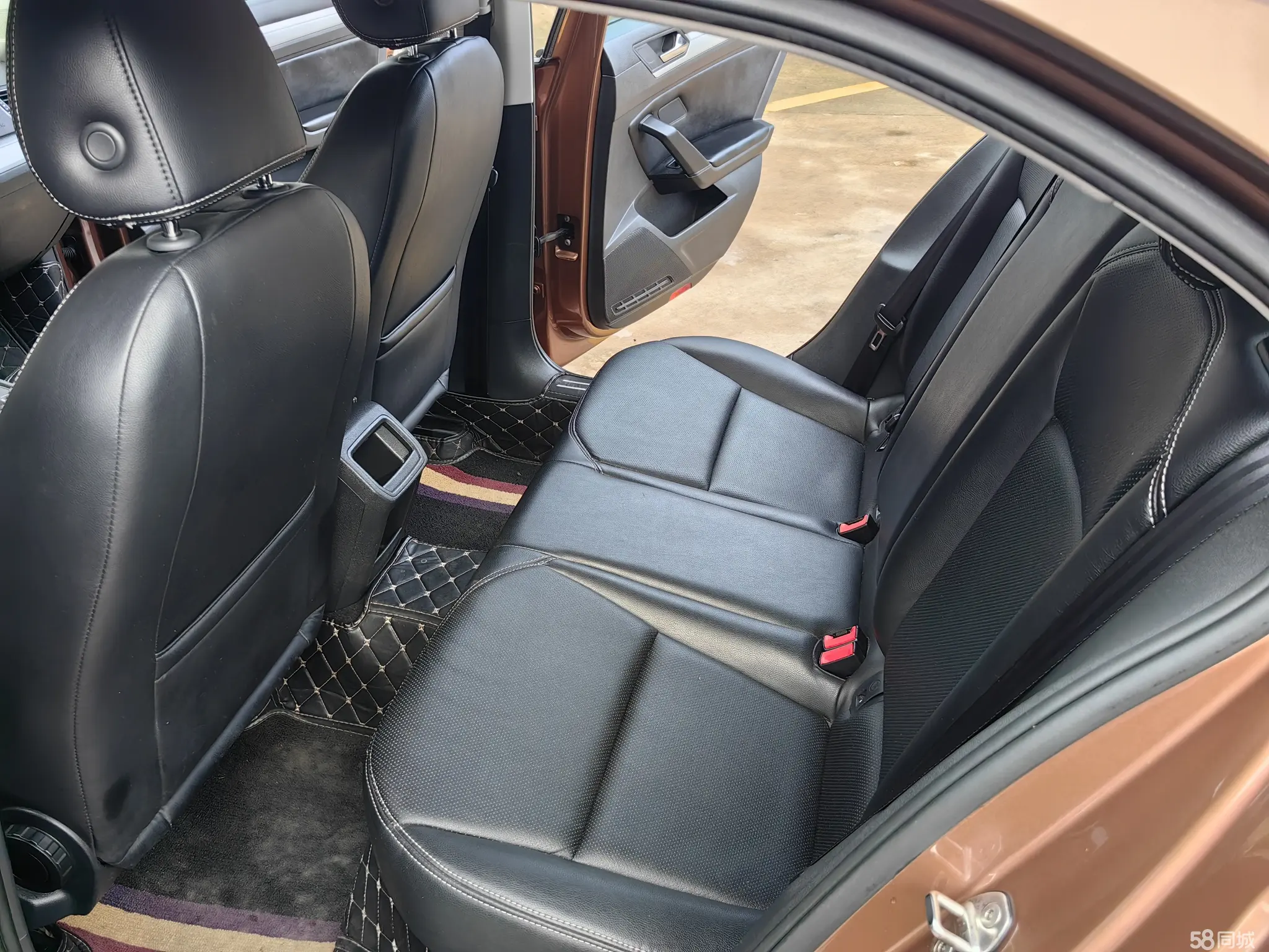 Volkswagen Lamando 2015 immagine di auto #9