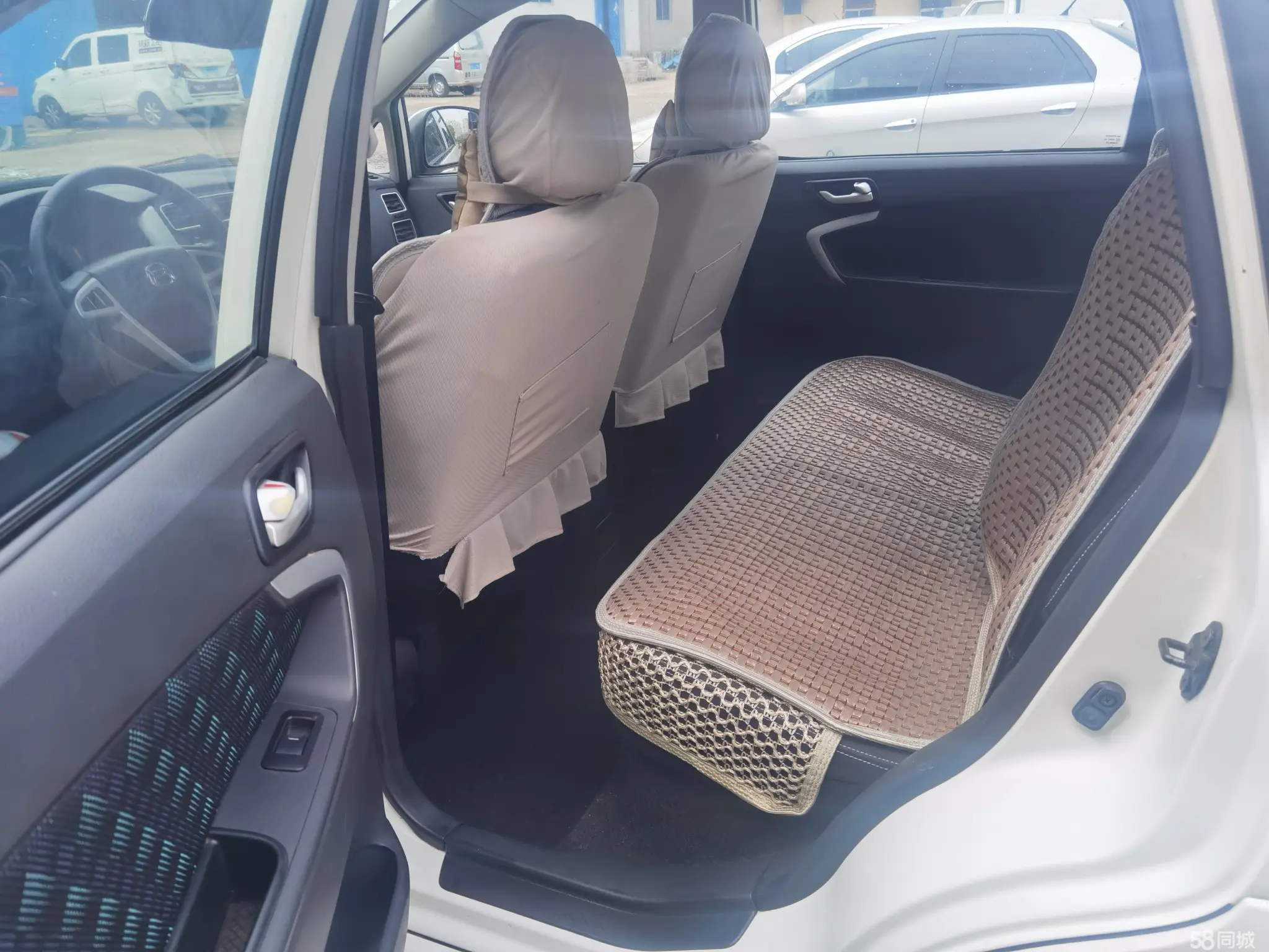 Suzuki Liana A6 2015 immagine di auto #9