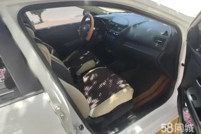 起亚 起亚K2 2014 汽车图片 #9