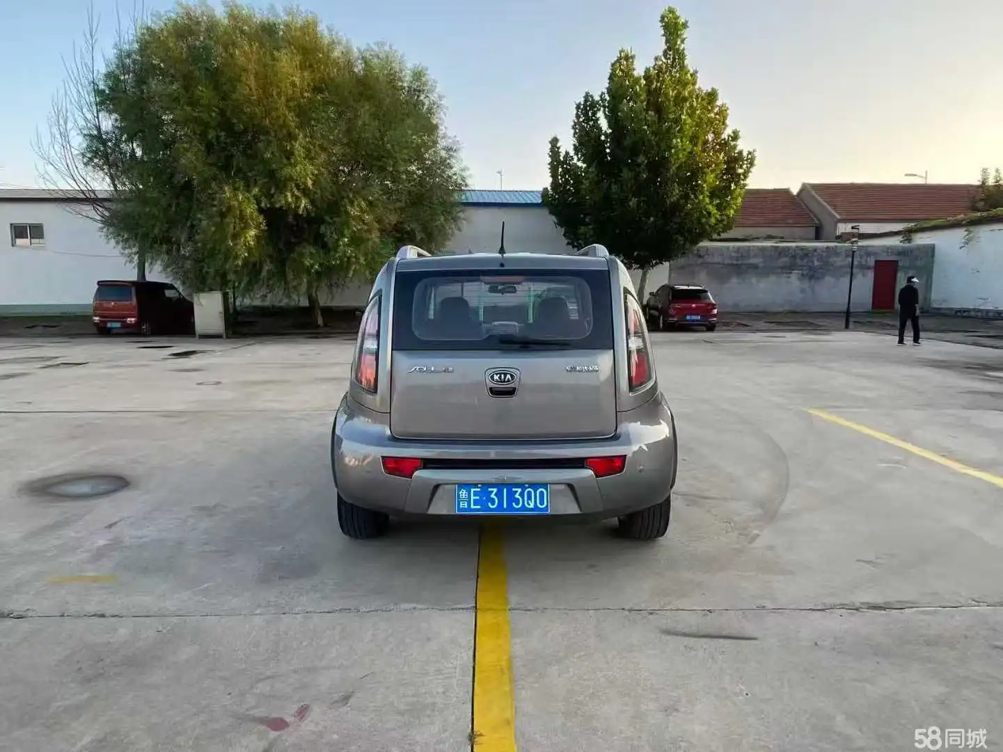 起亚 秀尔 2012 汽车图片 #9