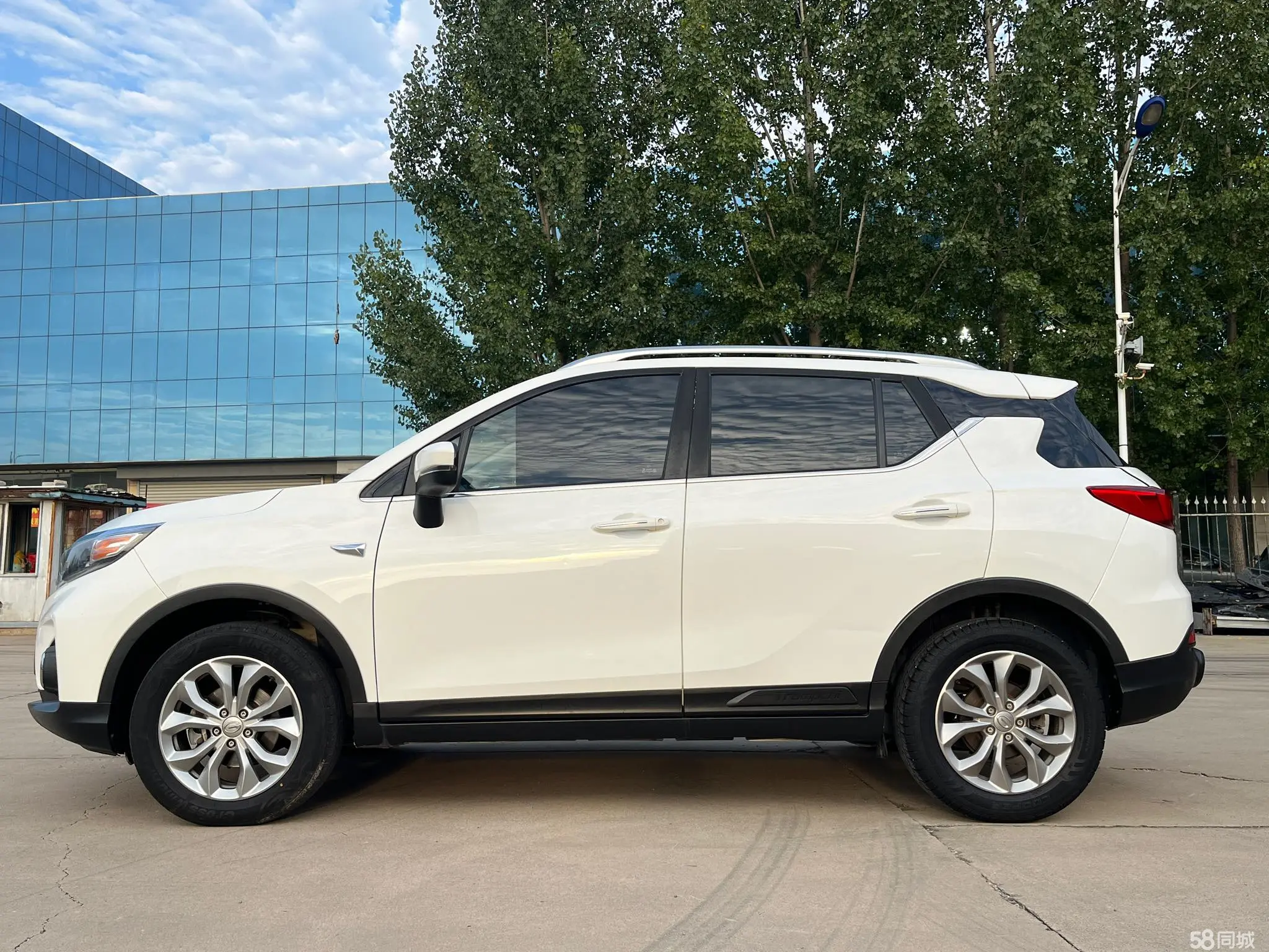 GAC Trumpchi GS3 2018 car image #9