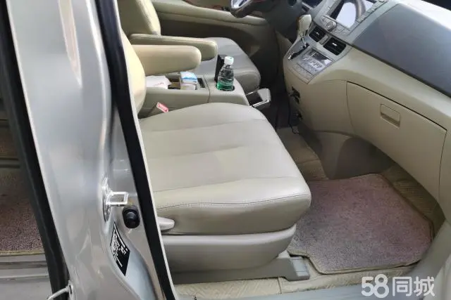 BYD M6 2015 car image #9