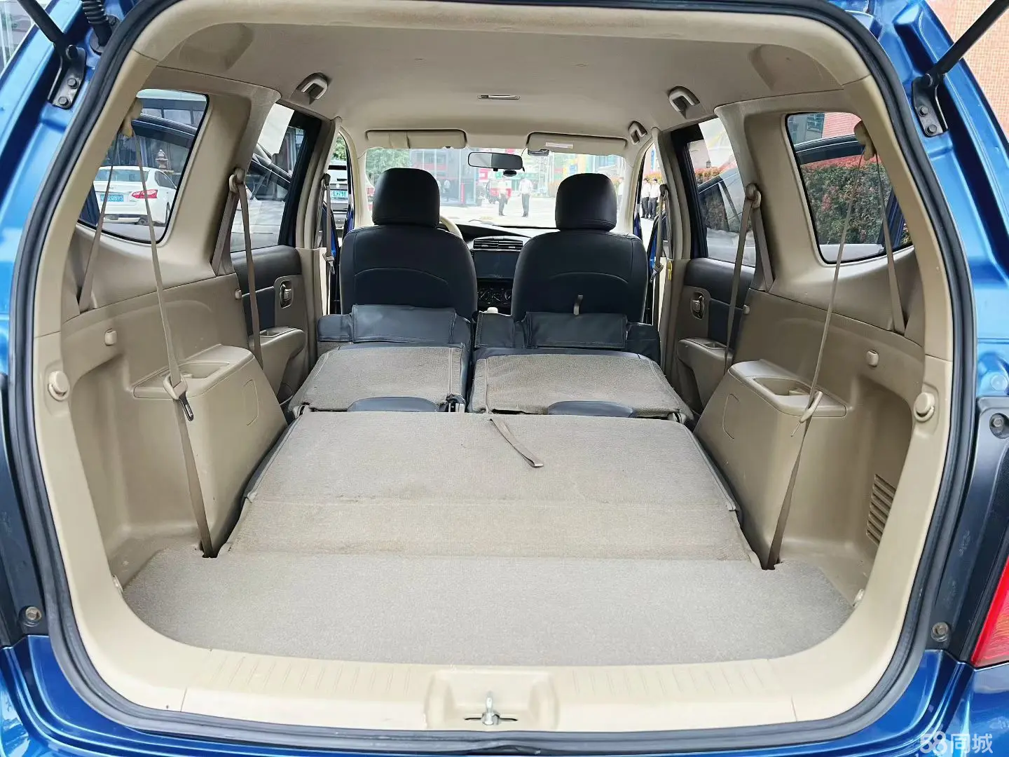 日产 骏逸 2010 汽车图片 #9