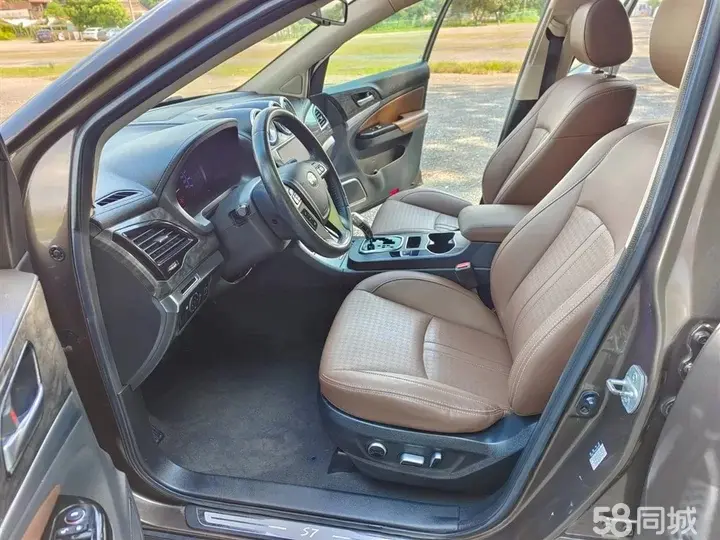 BYD S7 2017 car image #9