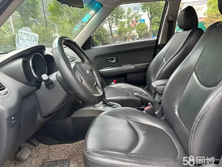 起亚 秀尔 2013 汽车图片 #9