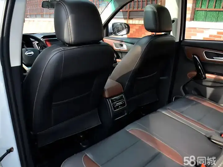 SWM斯威汽车 SWM斯威X7 2016 汽车图片 #9