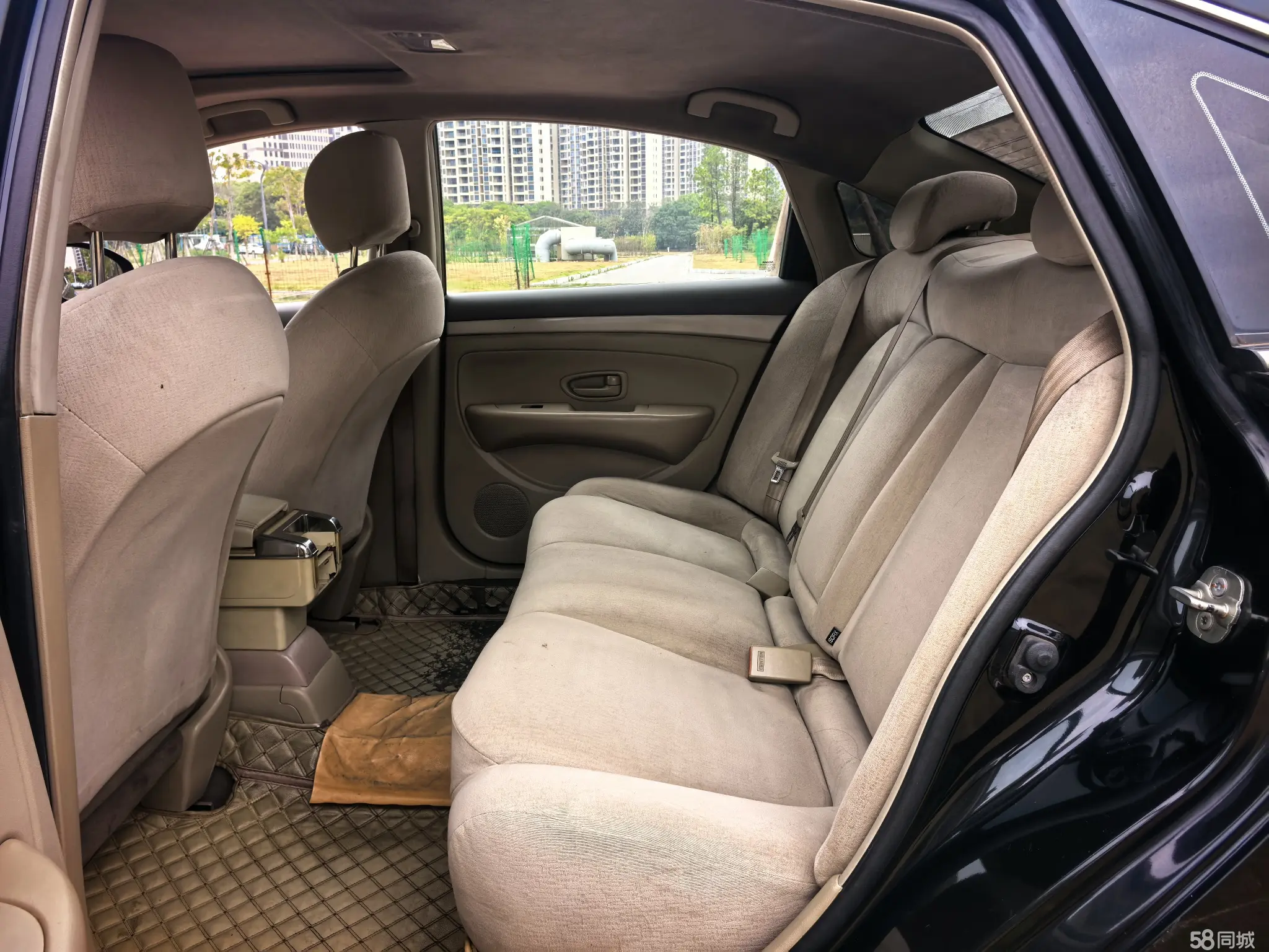 日产 日产GT-R 2019 汽车图片 #9