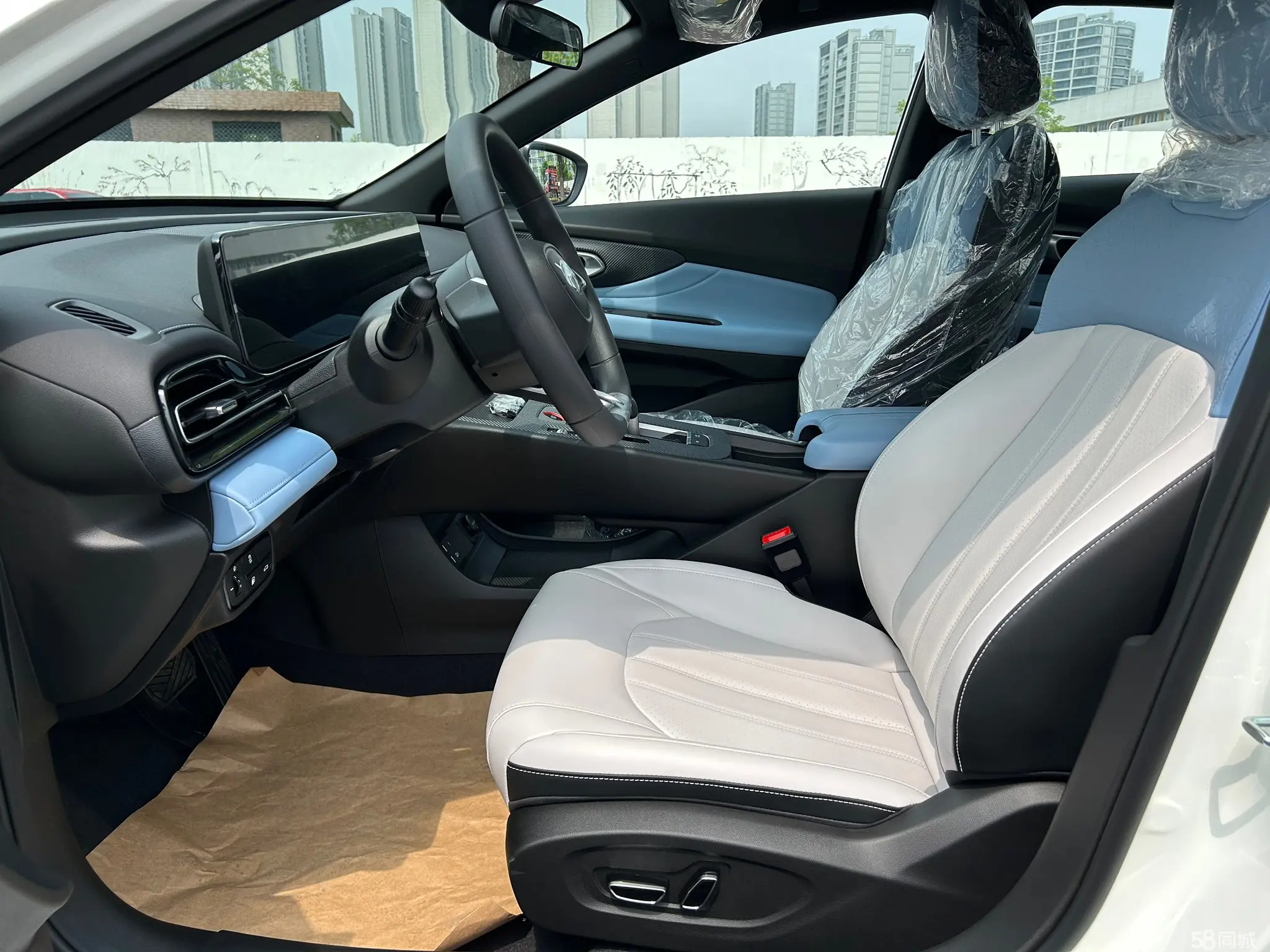 GAC Trumpchi Empow 2025 #9 GAC Trumpchi Empow 2025 car image #9