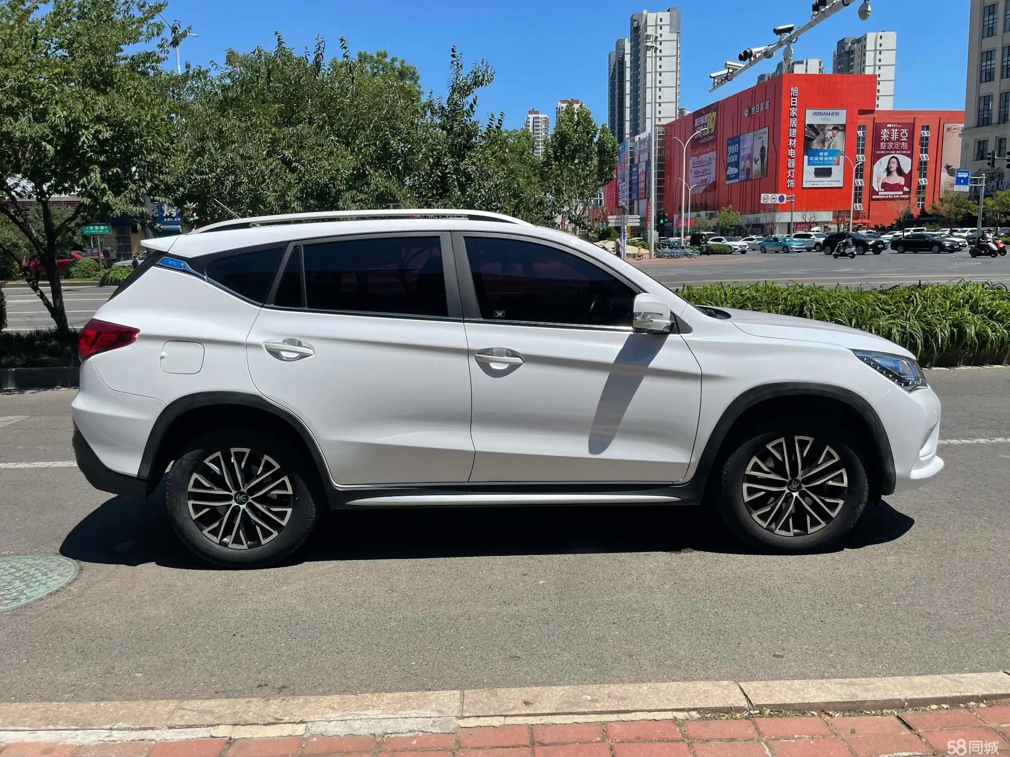 BYD Song New Energy 2018 #9 BYD Song New Energy 2018 car image #9