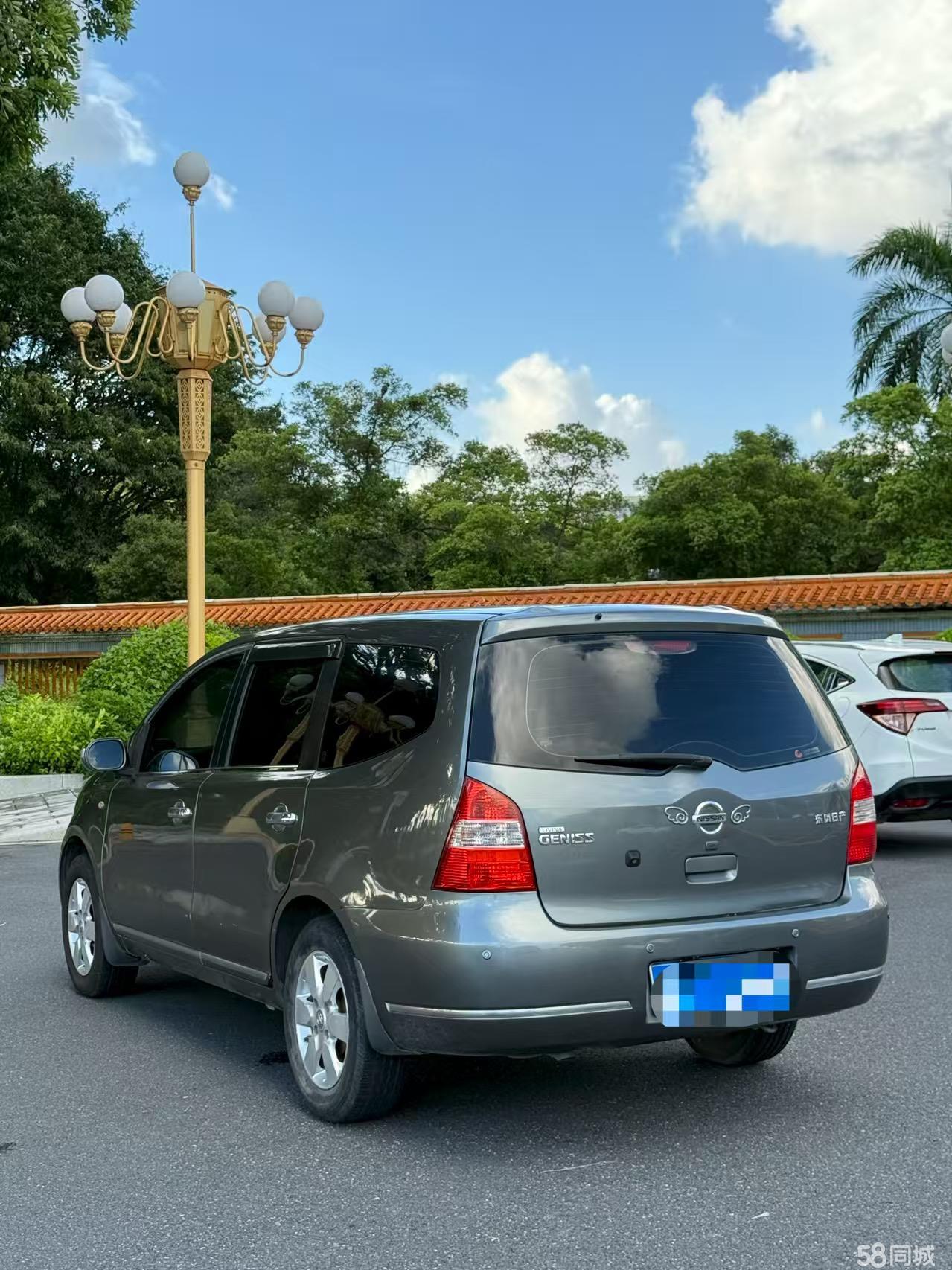 Nissan Livina Geniss 2009 car image #9