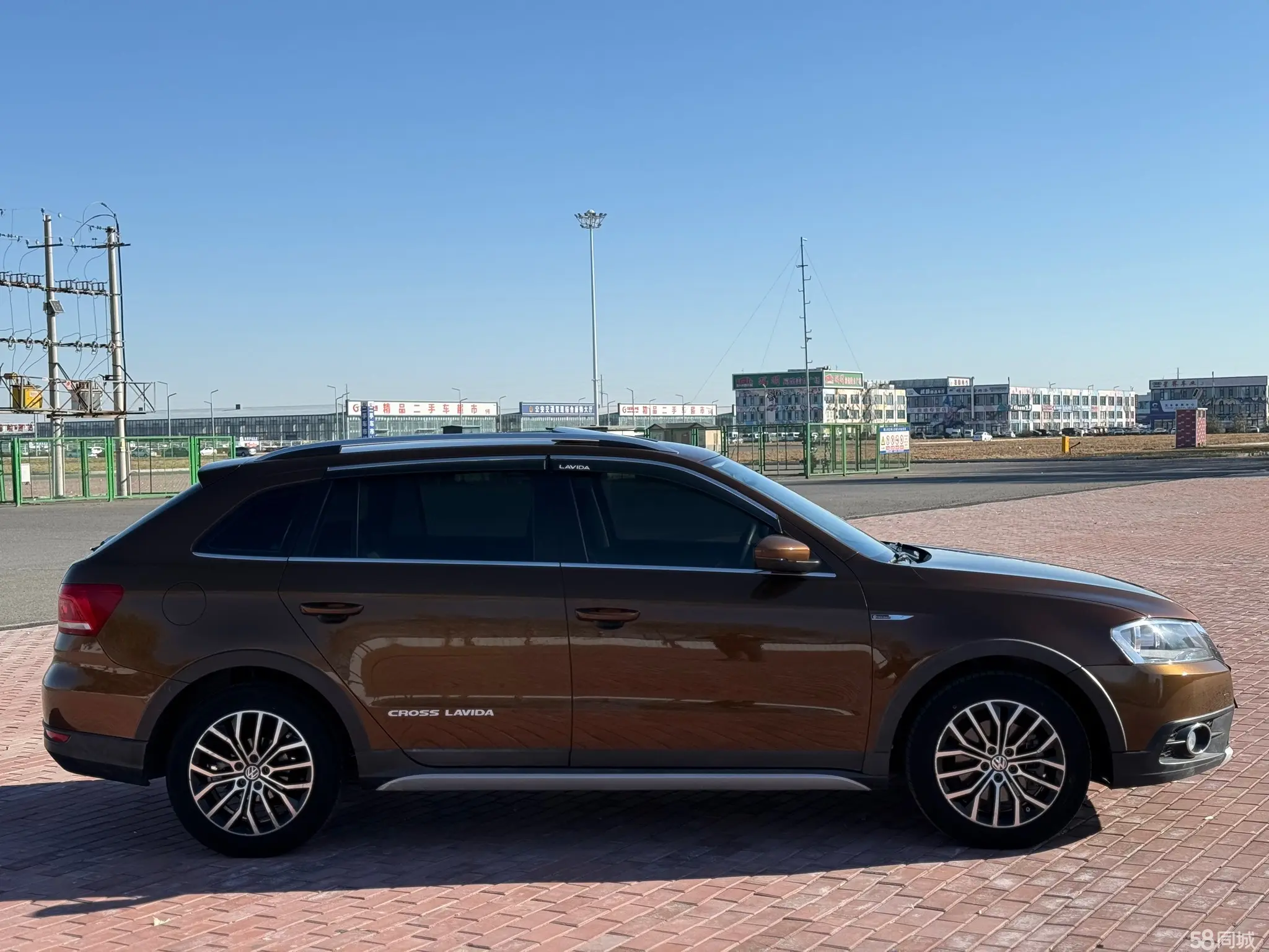 Volkswagen Cross Lavida 2013 #9 Volkswagen Cross Lavida 2013 car image #9