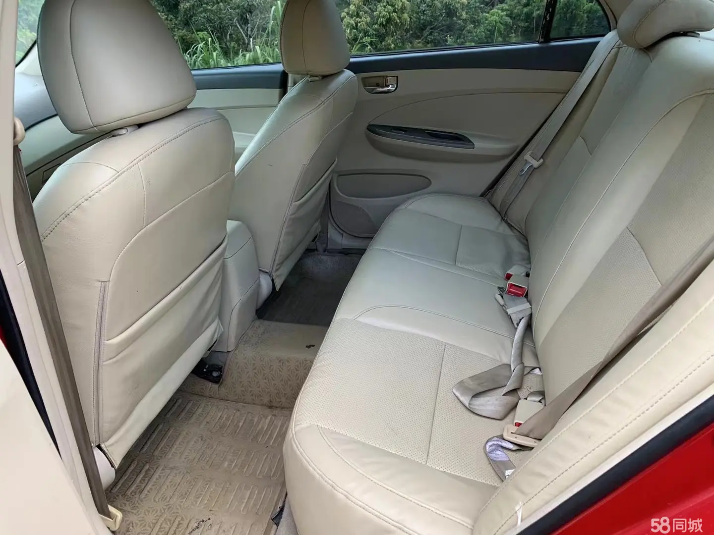 BYD L3 2013 car image #9