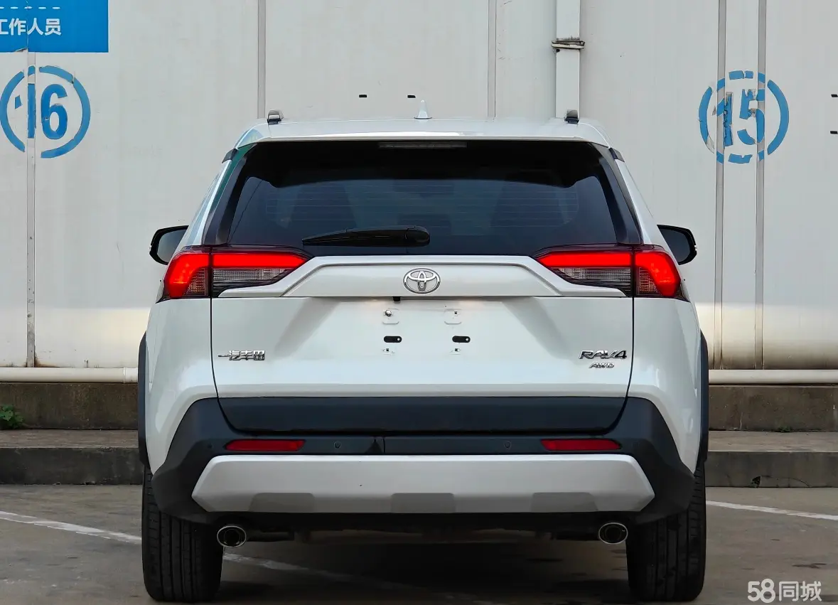 Toyota Highlander (Imported) 2025 car image #9