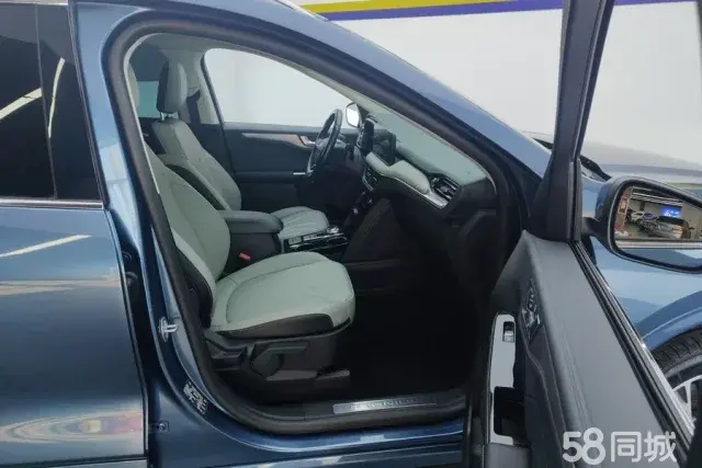 Ford Escape 2021 immagine di auto #9