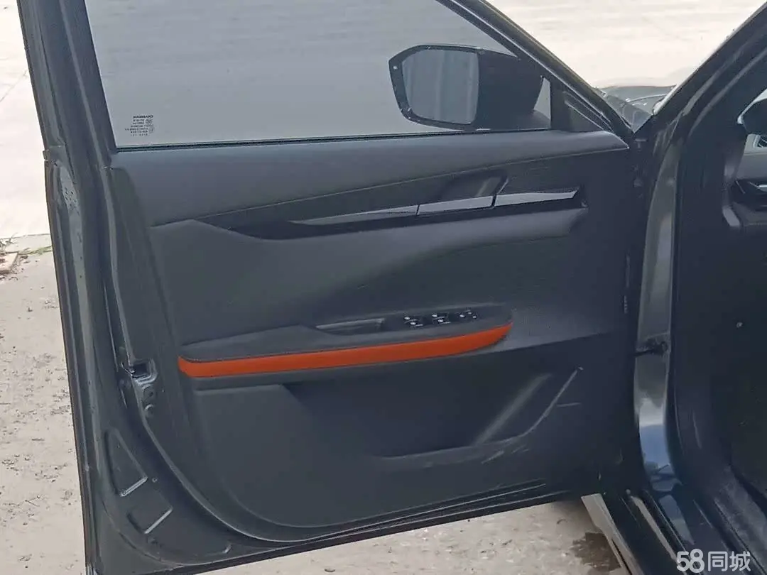 长安 长安UNI-V 2021 汽车图片 #9