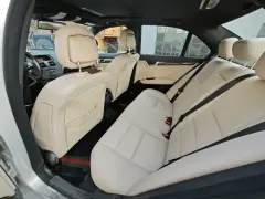 Mercedes-Benz B Class 2010 car image #9