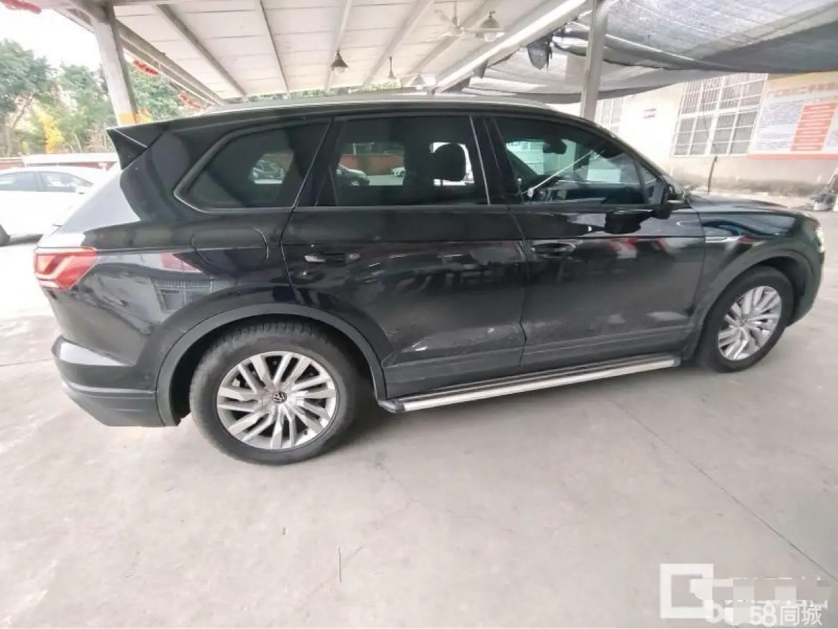 Volkswagen Touareg 2020 car image #9