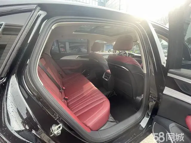 HongQi H5 2025 car image #9