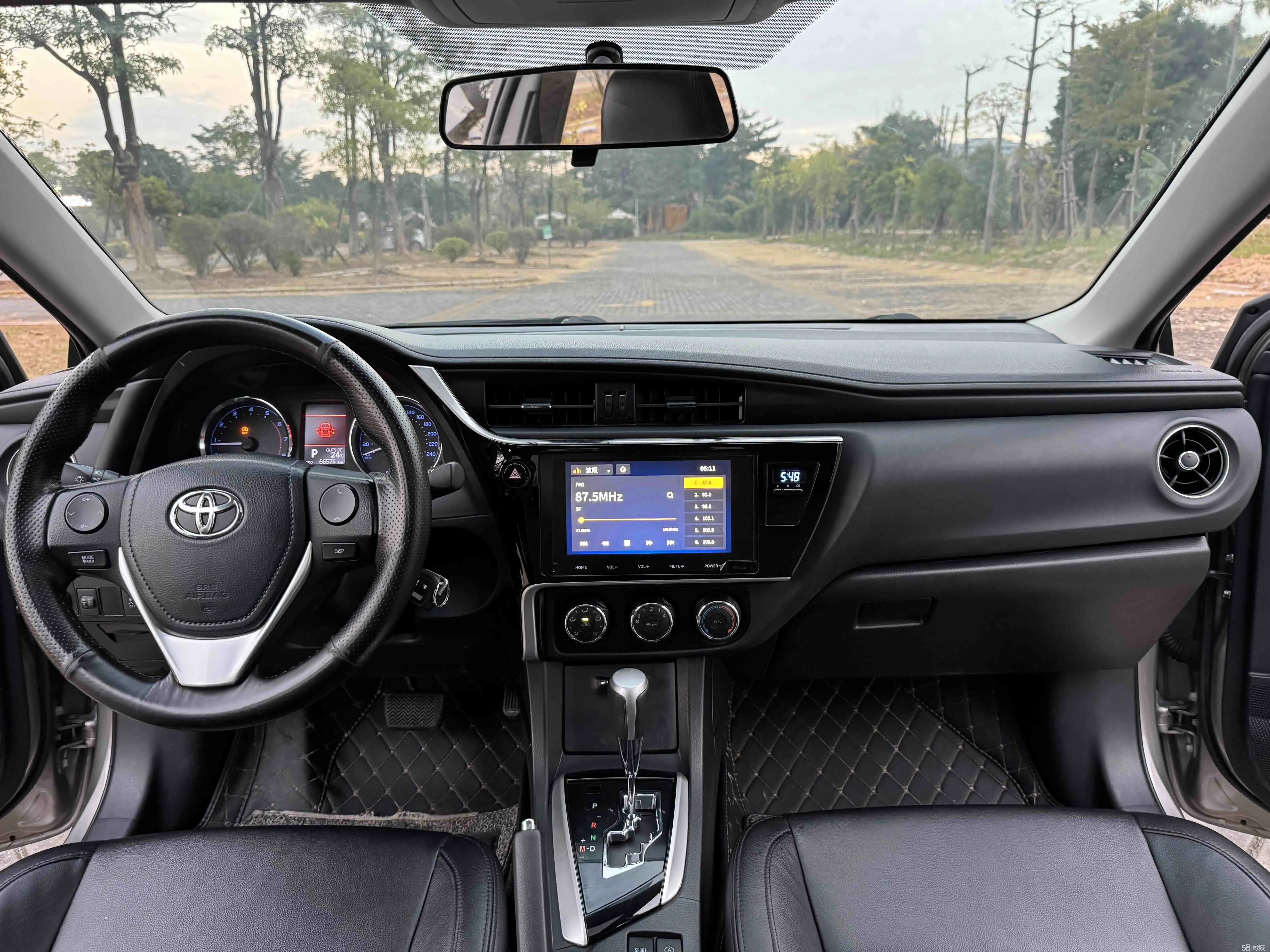 Toyota Corolla 2018 #9 Toyota Corolla 2018 car image #9