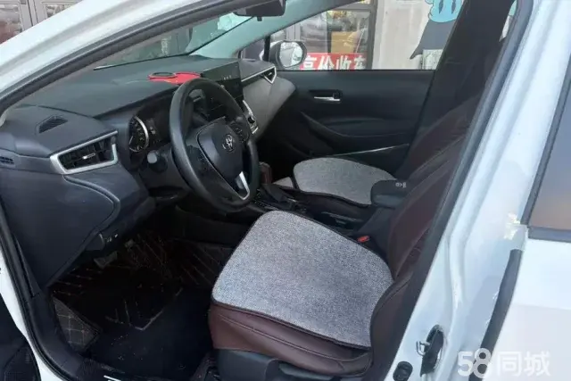 Toyota Corolla 2025 car image #9