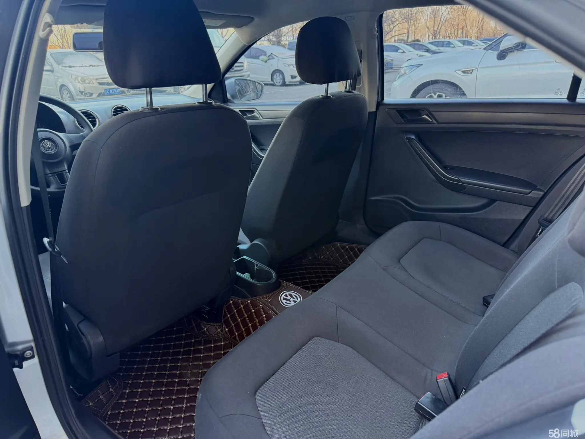 Volkswagen Jetta 2016 immagine di auto #9