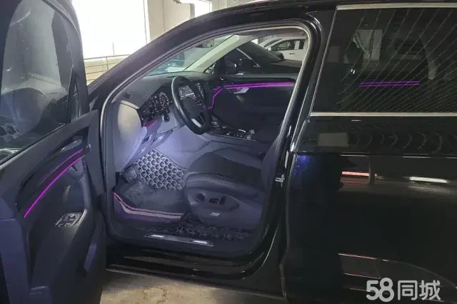 Volkswagen Touareg 2022 car image #9