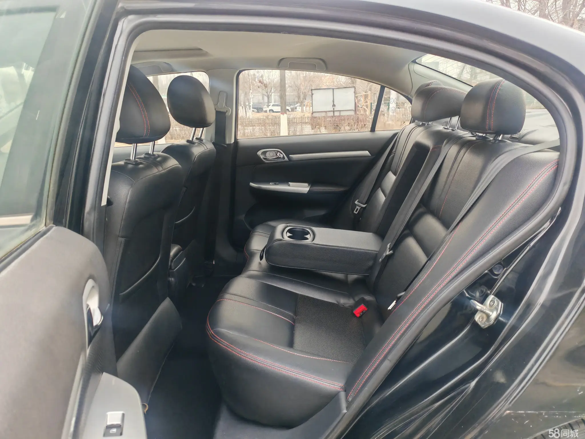 Great Wall C50 2013 صورة سيارة #9