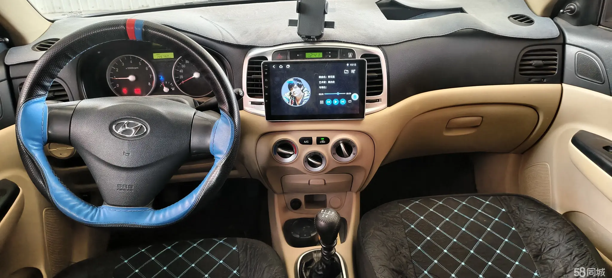 Hyundai Accent 2009 car image #9