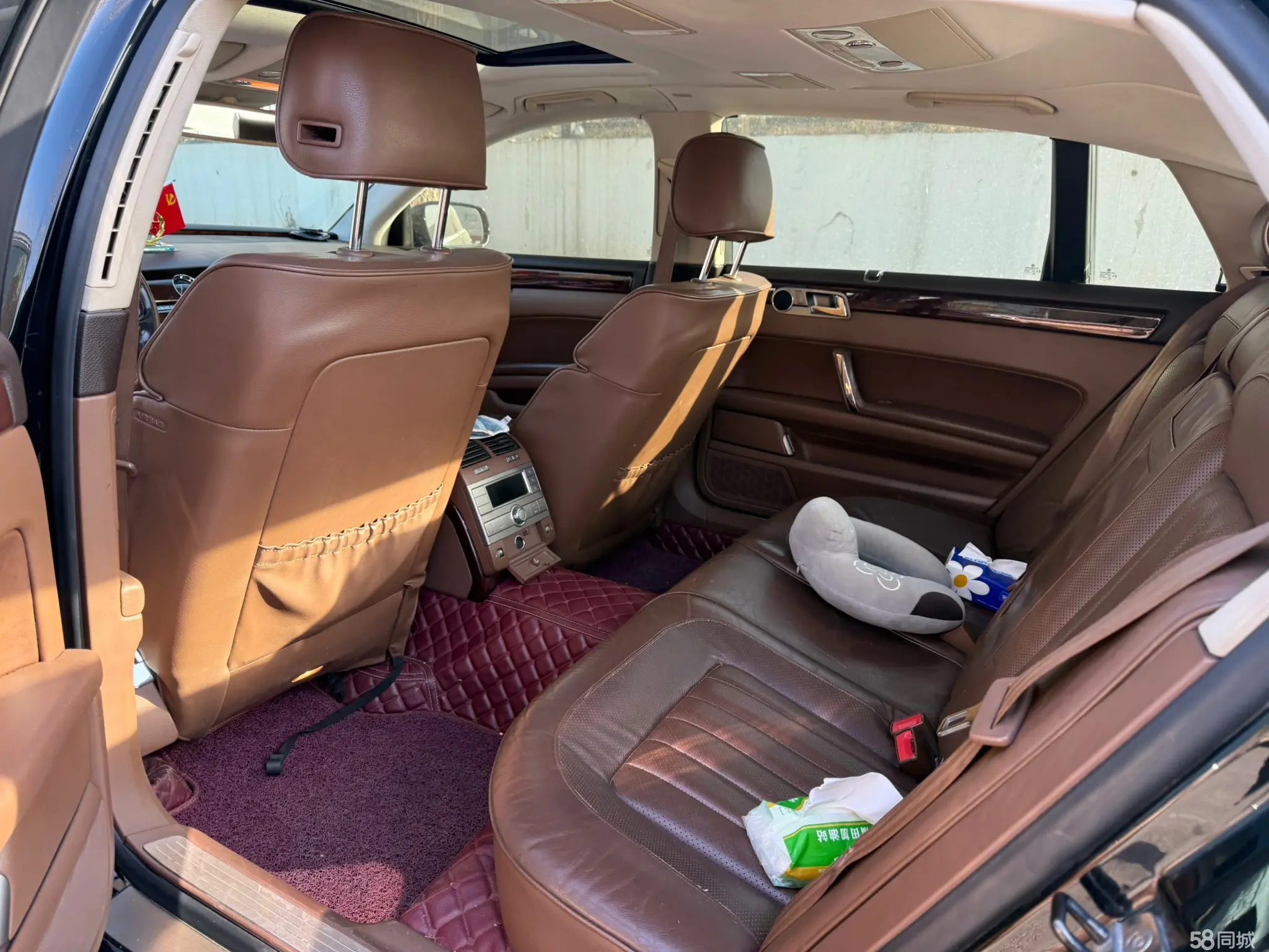 Volkswagen Pheaton 2011 immagine di auto #9