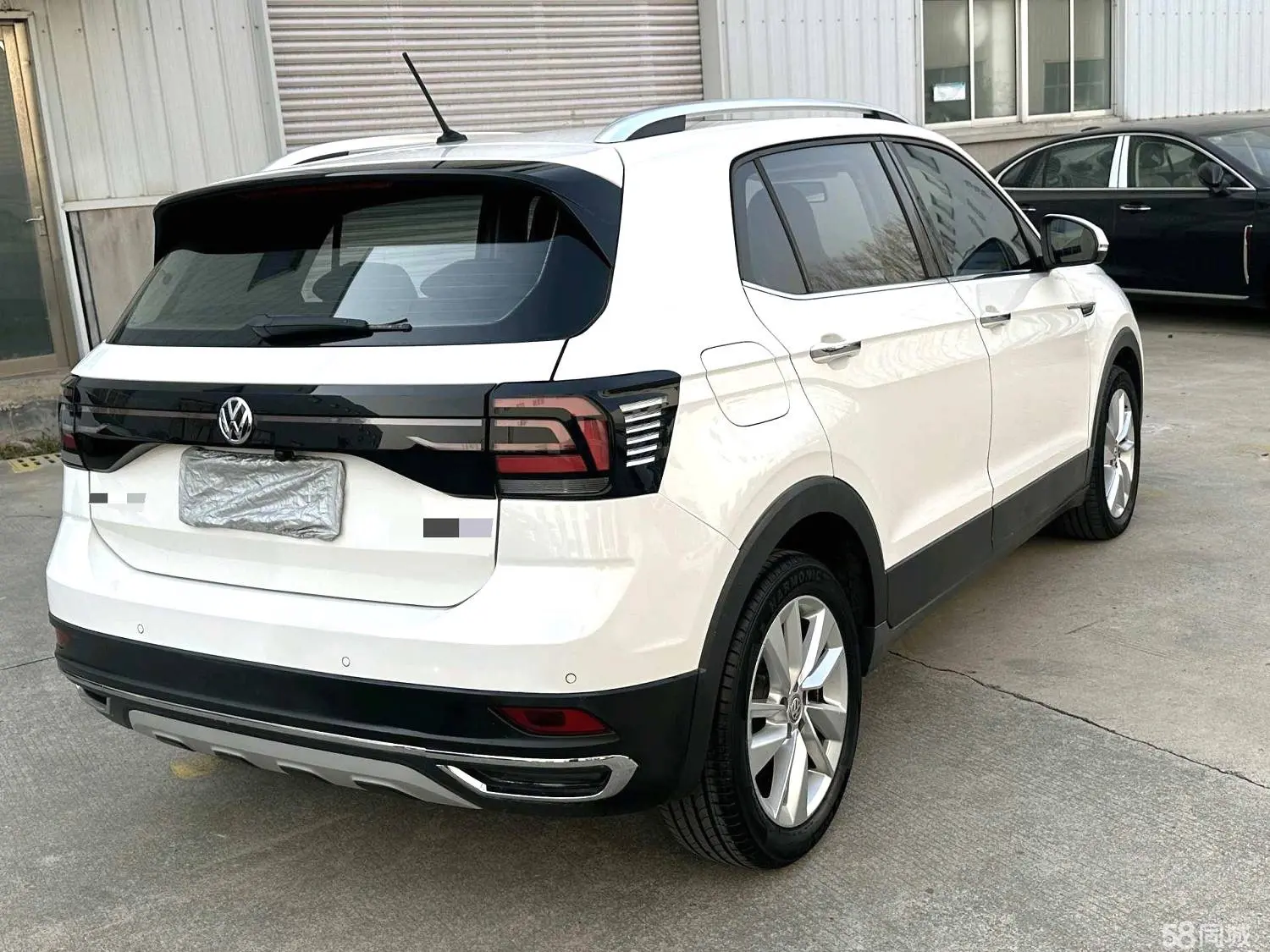 Volkswagen T-Cross 2019 car image #9